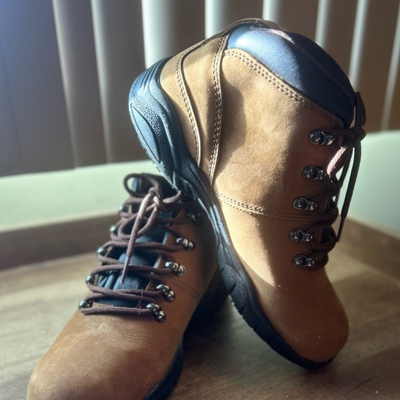 SRMAX  Women’s Shoes,Style SRM251 Raleigh Brown Waterproof Hiker Boots,Size 7.5M - Picture 13 of 15